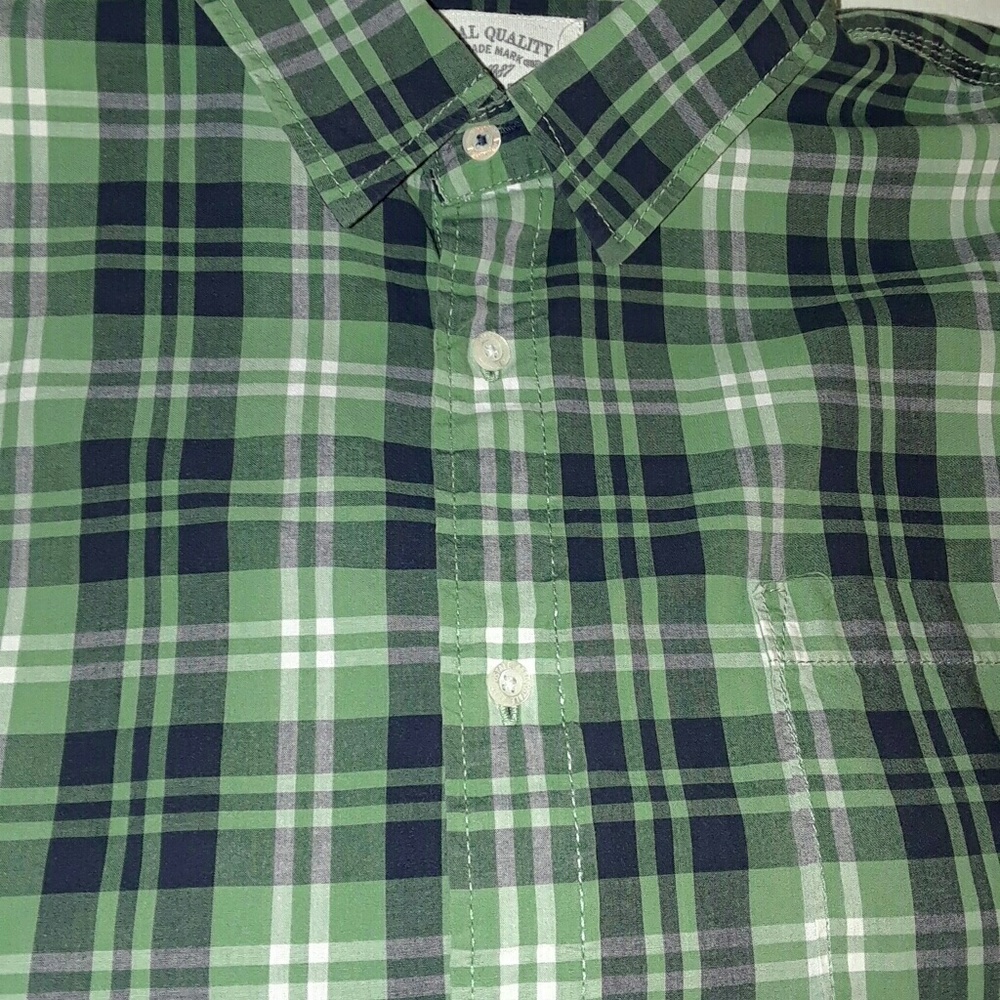 Aeropostale Men's Long Sleeve Button-Down